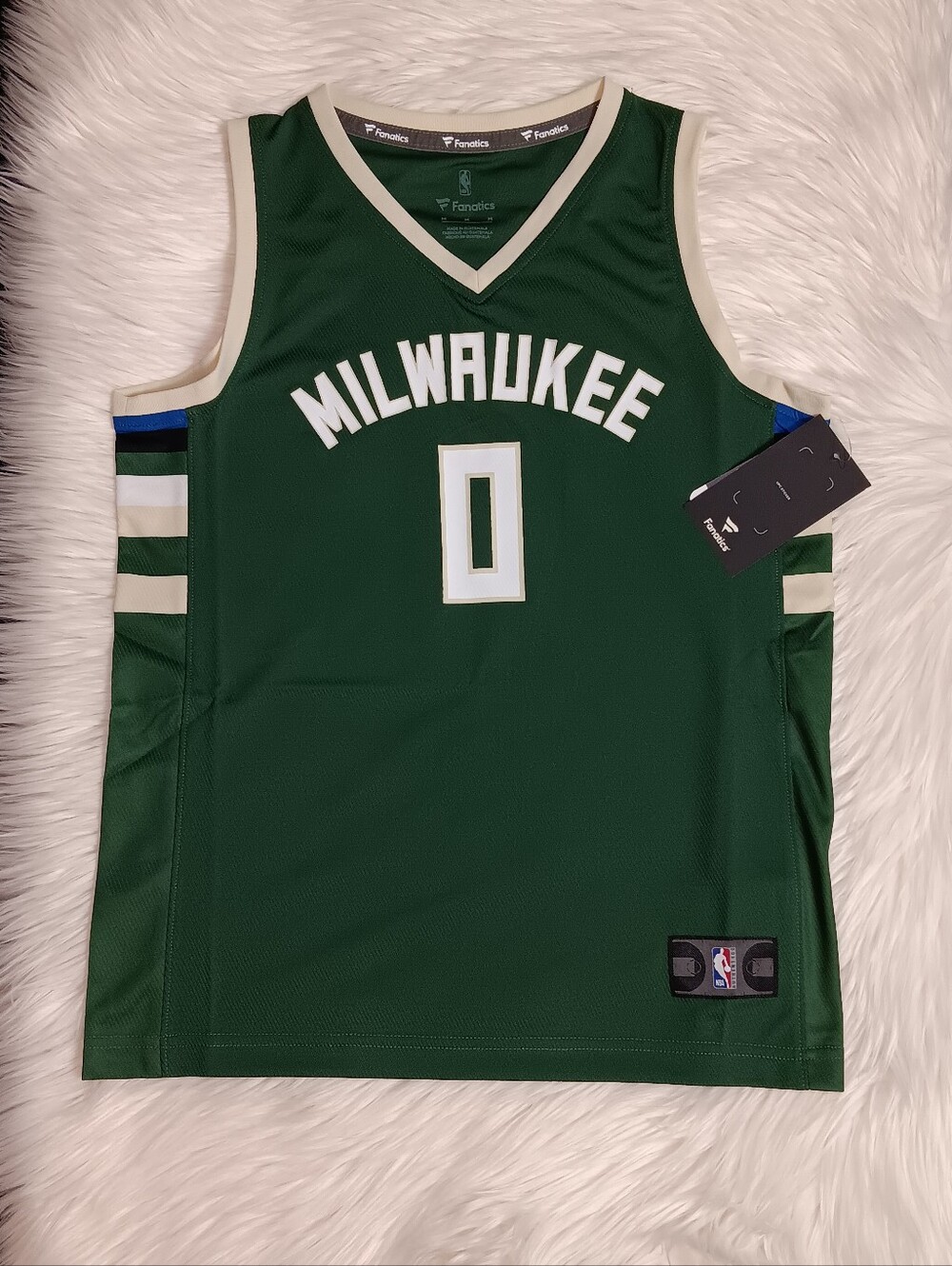NWT Fanatics NBA Youth Milwaukee Bucks #0 Damian Lillard FastBreak Jersey M,L,XL